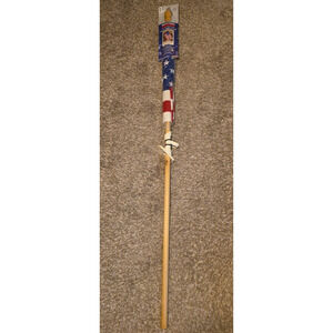 Valley Forge 2.5' x 4' Made in USA United States Flag set with Pole and Mount